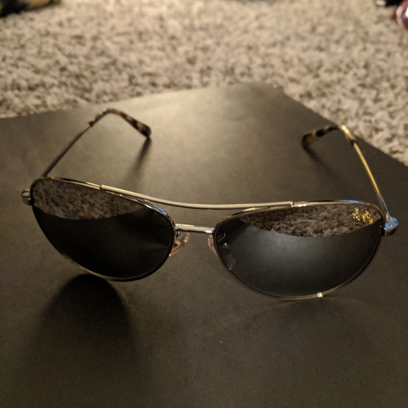 NEW! Authentic Coach Aviator Sunglasses 🕶️ **FIRM PRICE** - Picture 4 of 15